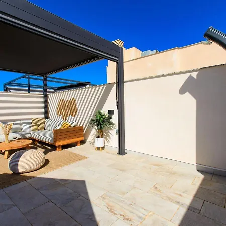 アパート Marinsa Beach- Sea View-roof Terrace By Interhome